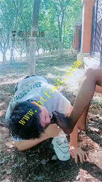 qbkoshzvye0.jpg