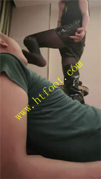 ge4vid0hs2r.jpg
