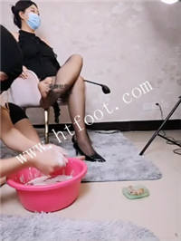 lcckouskvr0.jpg