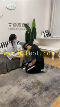 ck13q1yemax.jpg