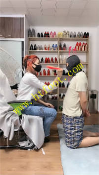 nc5yyncdebz.jpg