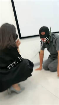 mnjo0i0yzv1.jpg
