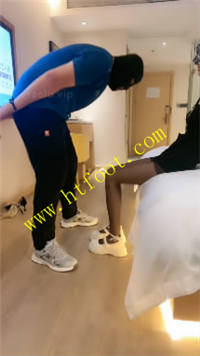 uxsl01woysi.jpg