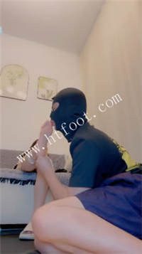 f4l0laegkzn.jpg