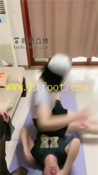 xc2g44f0i2c.jpg
