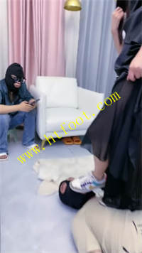 damoyg4fqyn.jpg