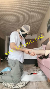 3r4i2zmr4v5.jpg