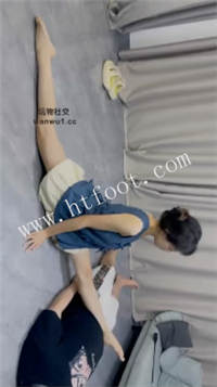 emf52hzpa25.jpg