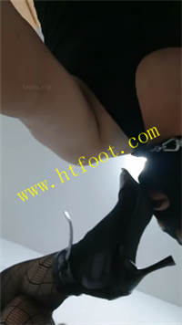 vm0y01iea3b.jpg