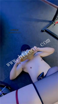 1rtev523kmq.jpg