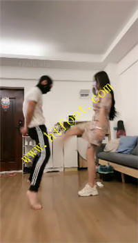 yvjk25l2zh4.jpg