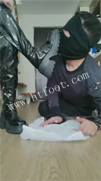 k2uomcgdchg.jpg