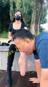 pn30mih34ov.jpg