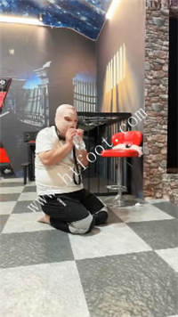 lsqn1pduyhx.jpg