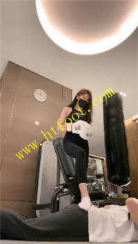 0hb3up4333i.jpg