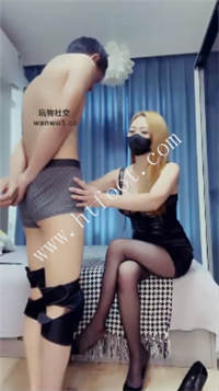 g2le45f5evy.jpg