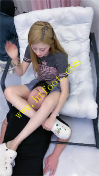 v4eomrsqjb4.jpg