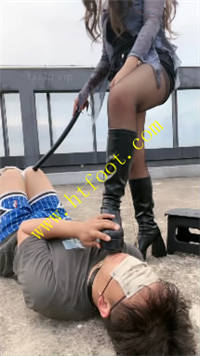 lvuwdk5mxzc.jpg