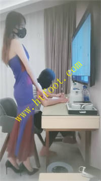 nq00exym1f2.jpg