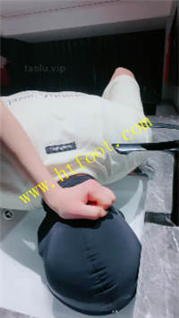 icywtopa1w0.jpg