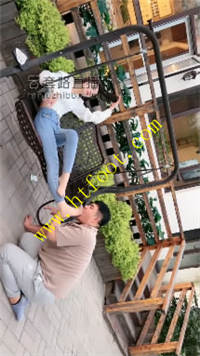 uhxj2gclssw.jpg