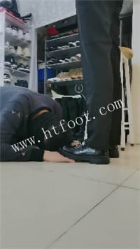 zw1laoxlofi.jpg