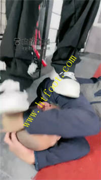 roqgrbd0on1.jpg