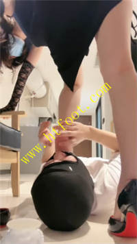 txkwbd2zwv4.jpg