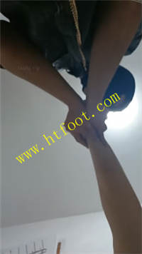 xt0wk4a4efe.jpg