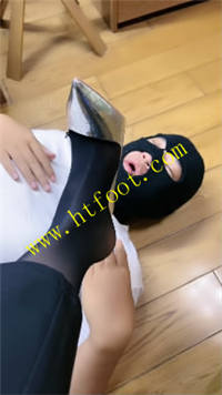 bhgn2md2xx5.jpg