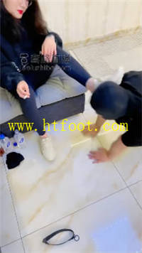 01tgtvffb51.jpg