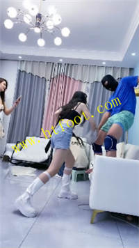 o05ud2snaxy.jpg