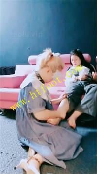 qvm42llplqd.jpg