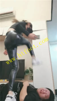 lyc123dvrhe.jpg