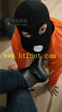 pow00q3fjmo.jpg