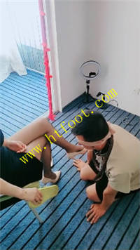 wo51k2gkggu.jpg