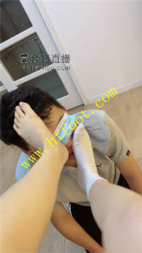 xeiz31mw1bb.jpg