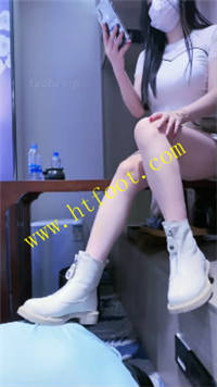 y1glwsd51f4.jpg