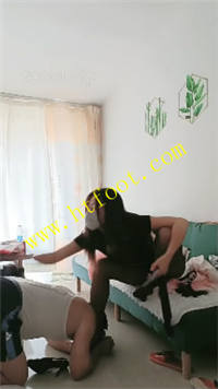 440dosqxrcr.jpg