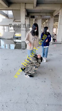 3eafveyoyzu.jpg