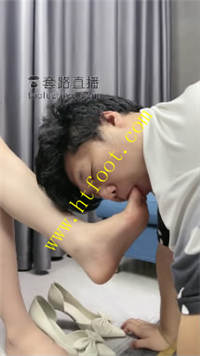 mu4kr1pqlog.jpg