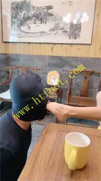 3vc4qksqygy.jpg