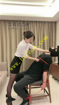 lwynj3cl3y1.jpg