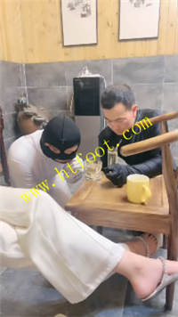 4cjzcoyt3ct.jpg