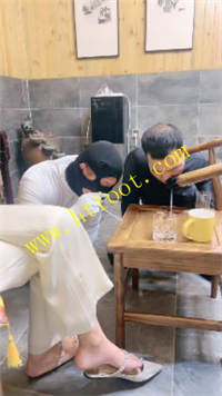 1eztsavhsjd.jpg