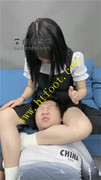 1t2qyhx540p.jpg