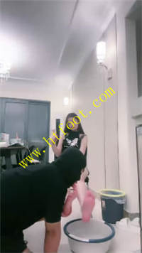 2f2znap5gle.jpg