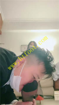 wc0ycny1lr2.jpg