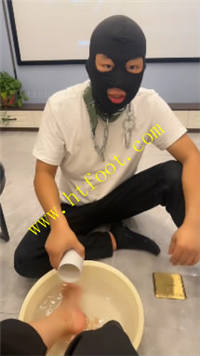 k5wunu5ph2g.jpg