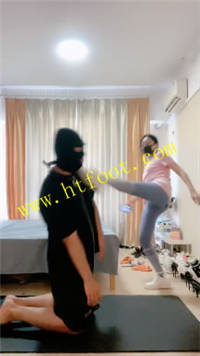 ekzf4hzrmzk.jpg